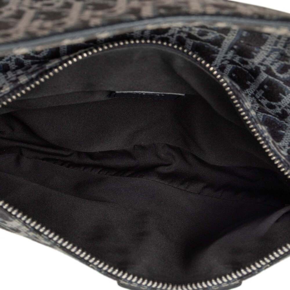 CHRISTIAN DIOR Black Leather Shoulder Bag - Picture 4 of 6